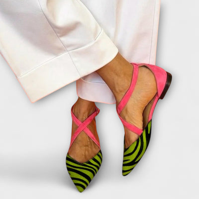 Celestelle™ | Loafer à motif zèbre et brides croisées
