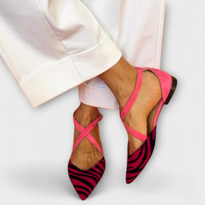 Celestelle™ | Loafer à motif zèbre et brides croisées