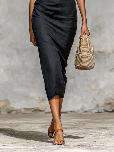 Célestelle™ | Robe midi unie à col V