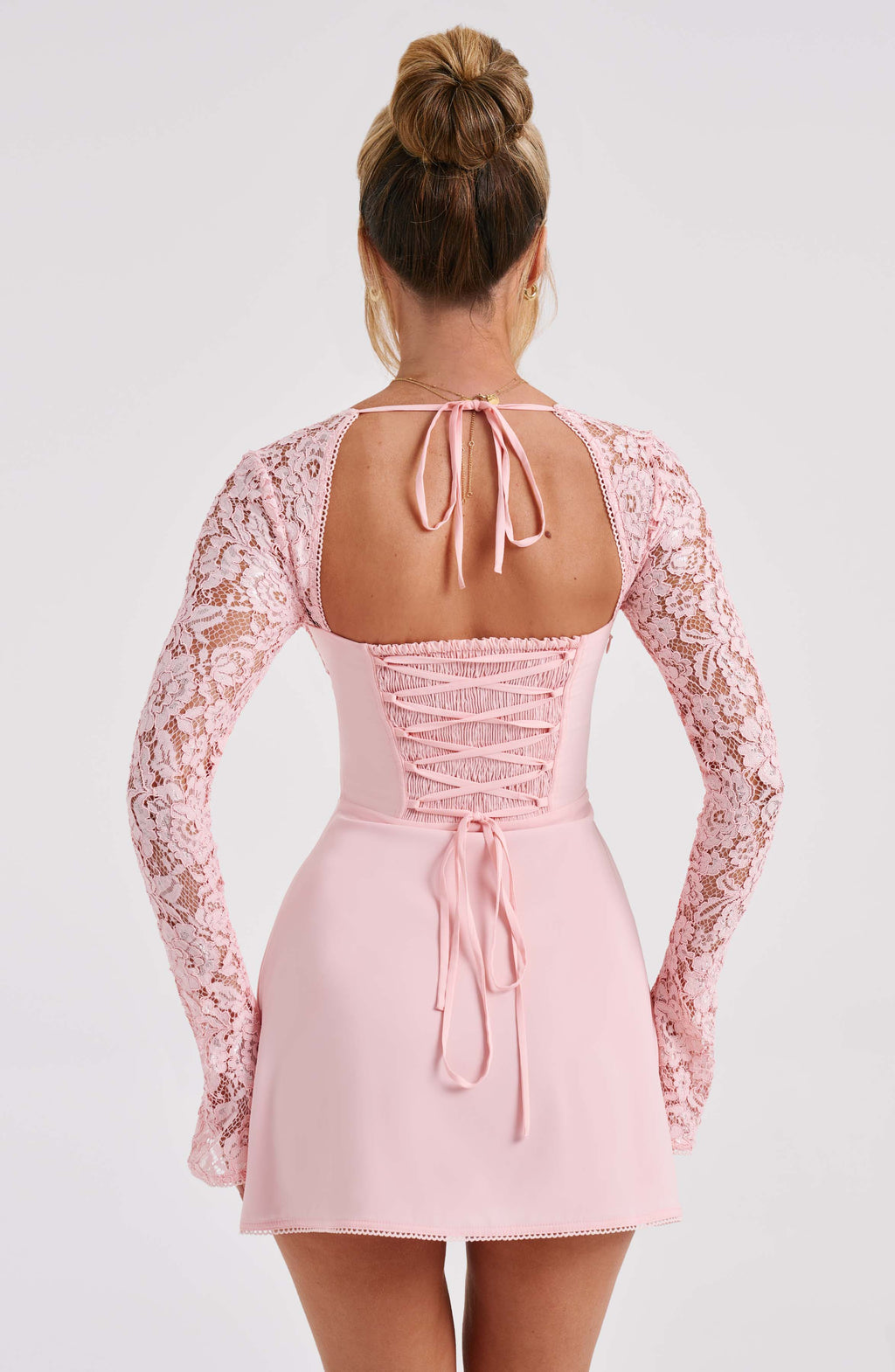 Celestelle™ | Robe mini satinée élégante