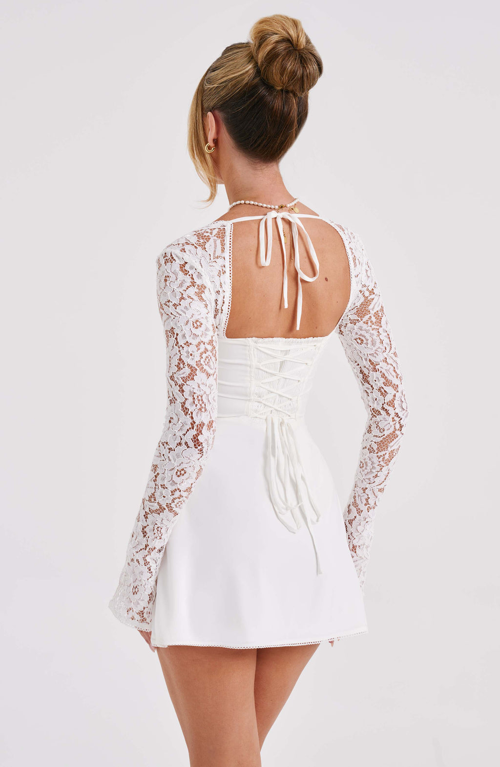 Celestelle™ | Robe mini satinée élégante