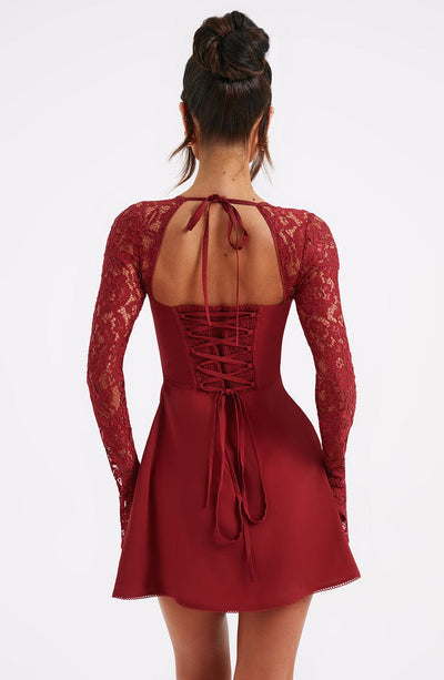 Celestelle™ | Robe mini satinée élégante