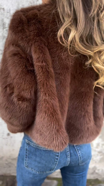 Celestelle™ | Veste courte en fausse fourrure
