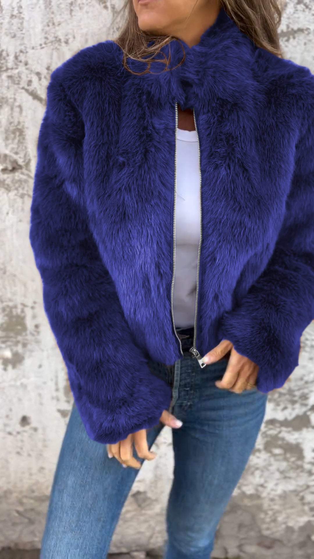 Celestelle™ | Veste courte en fausse fourrure