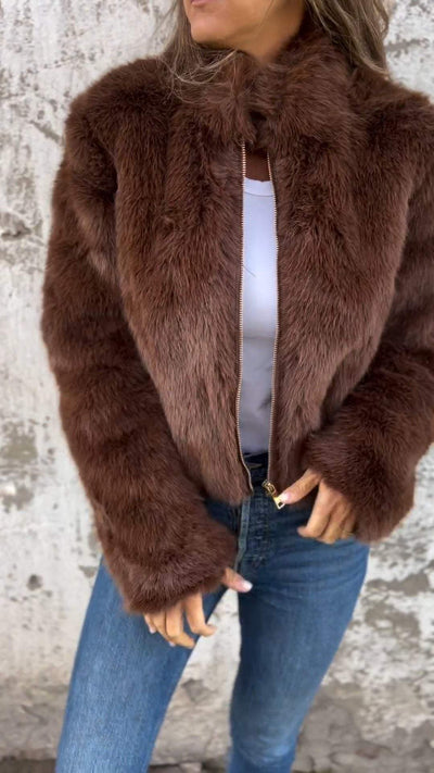 Celestelle™ | Veste courte en fausse fourrure