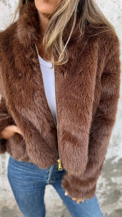 Celestelle™ | Veste courte en fausse fourrure