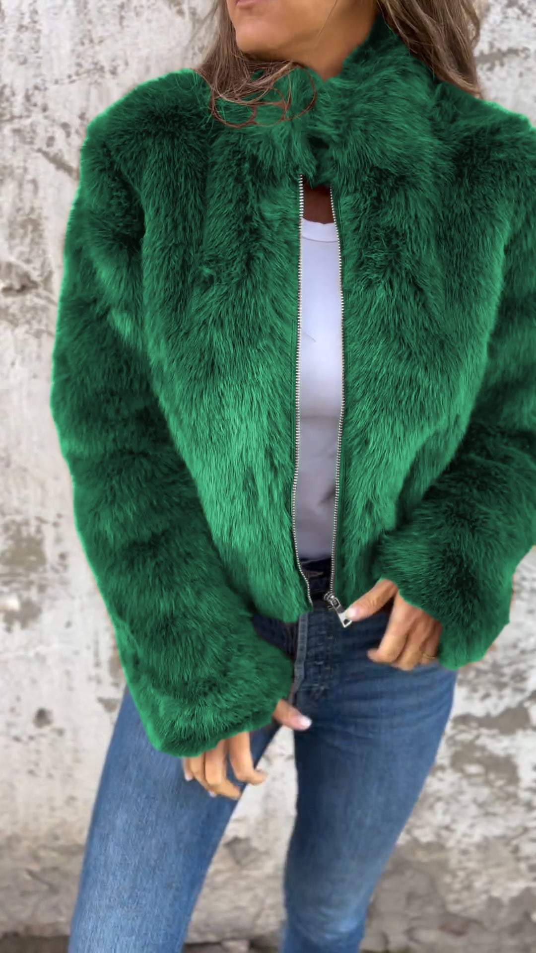 Celestelle™ | Veste courte en fausse fourrure